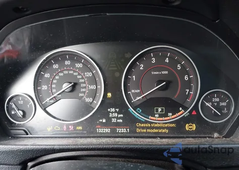 2013 BMW 335I xDrive из США, поврежденный, VIN WBA3B9C5XDJ437178